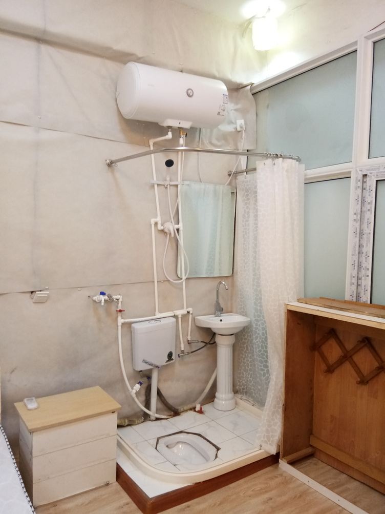 简约二室二床房