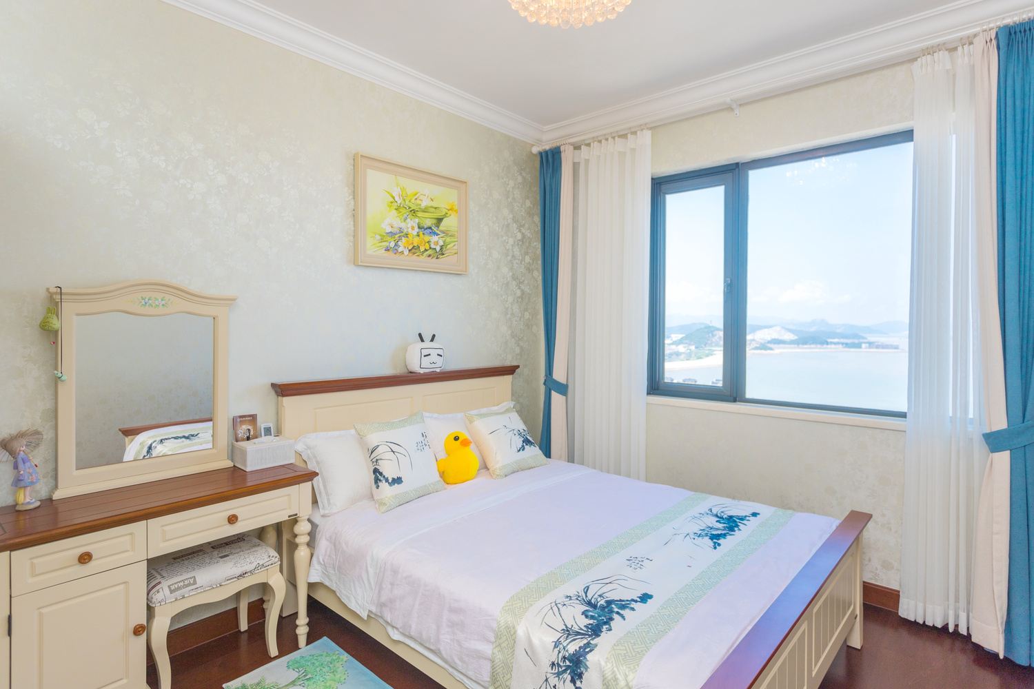 阳台海景房