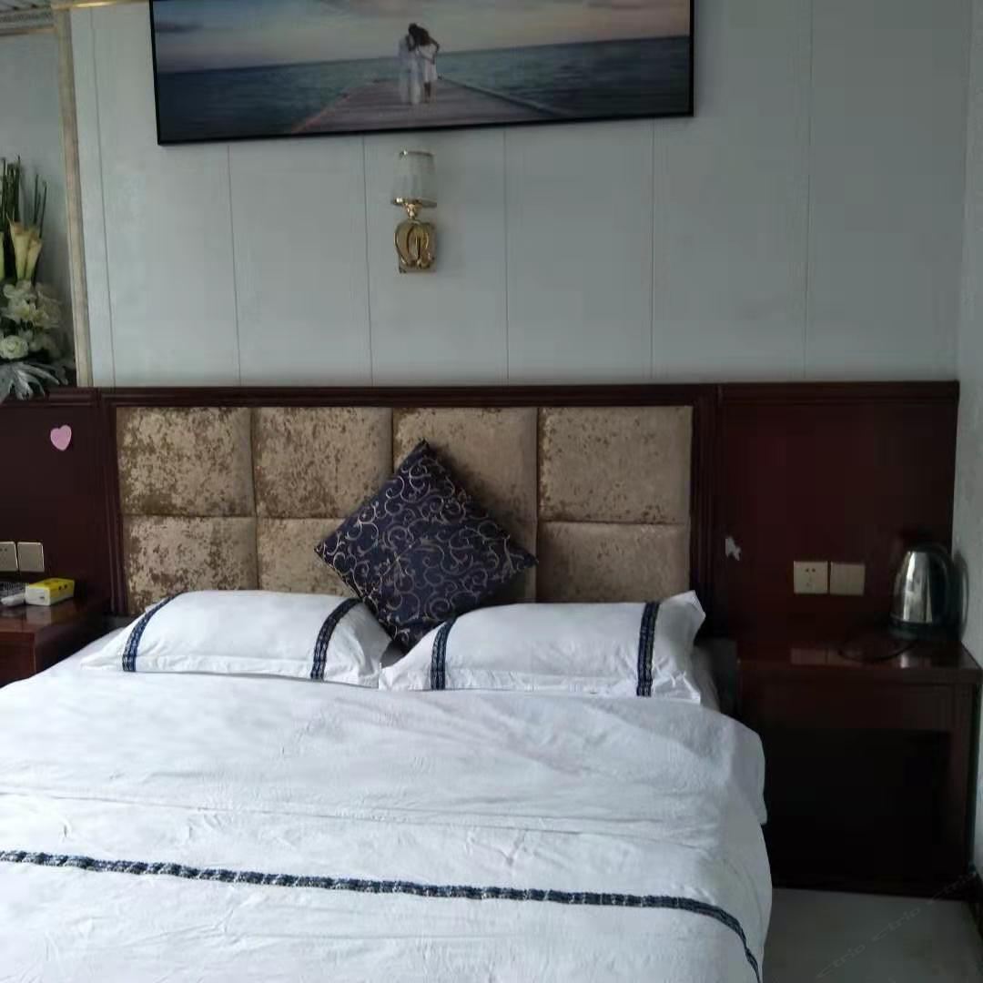 舒适大床房