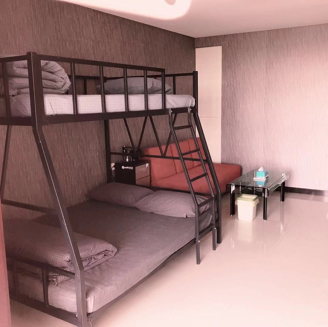 电竞畅玩三人间
