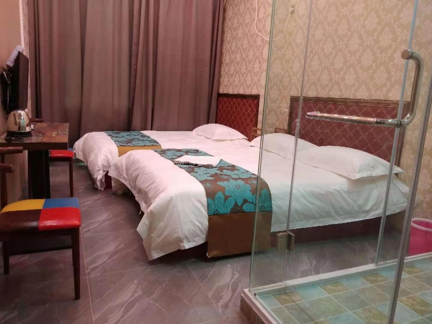 豪华双床房