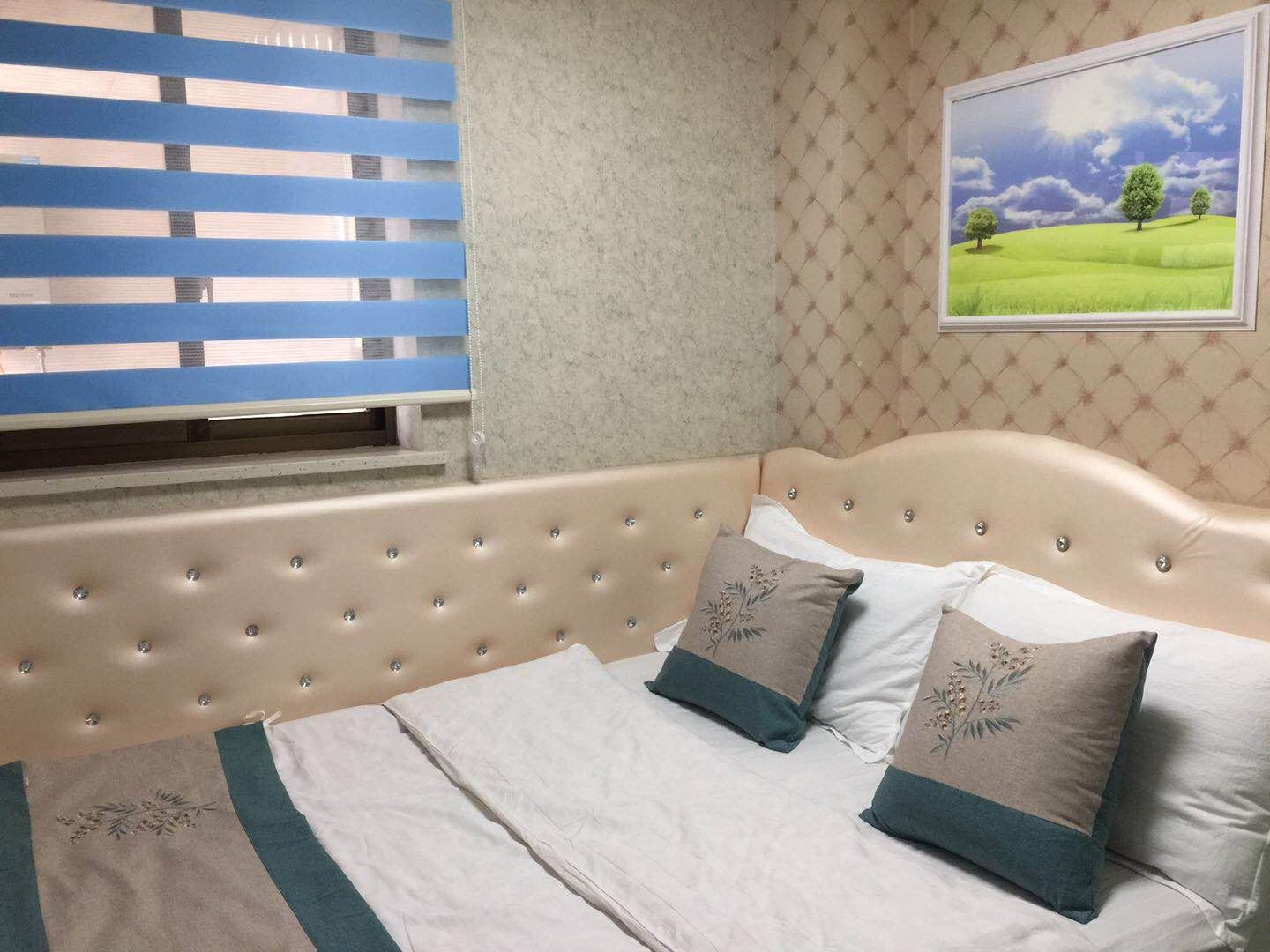 重庆张小群宾馆