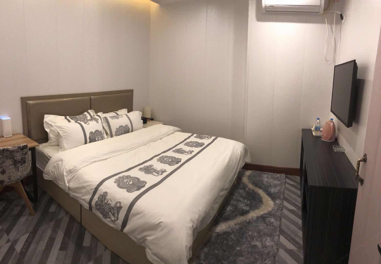 特价大床房(无窗)