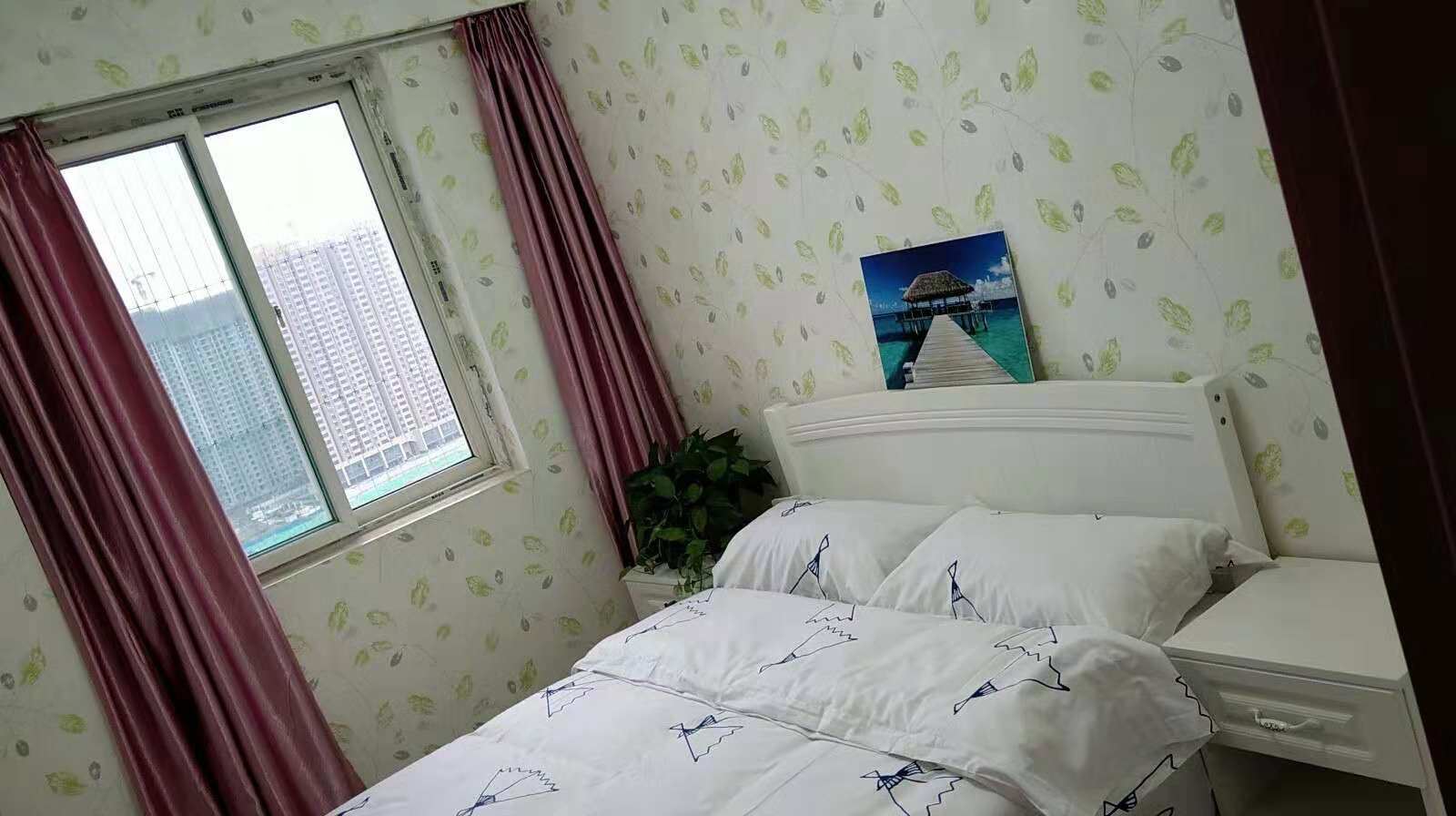 温馨大床房(公共卫浴)