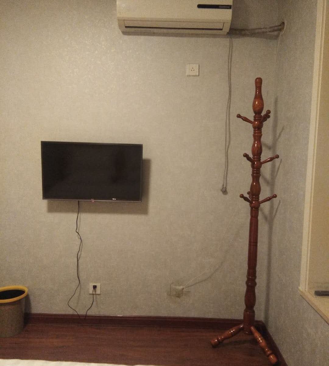 舒适大床房(公共卫浴)