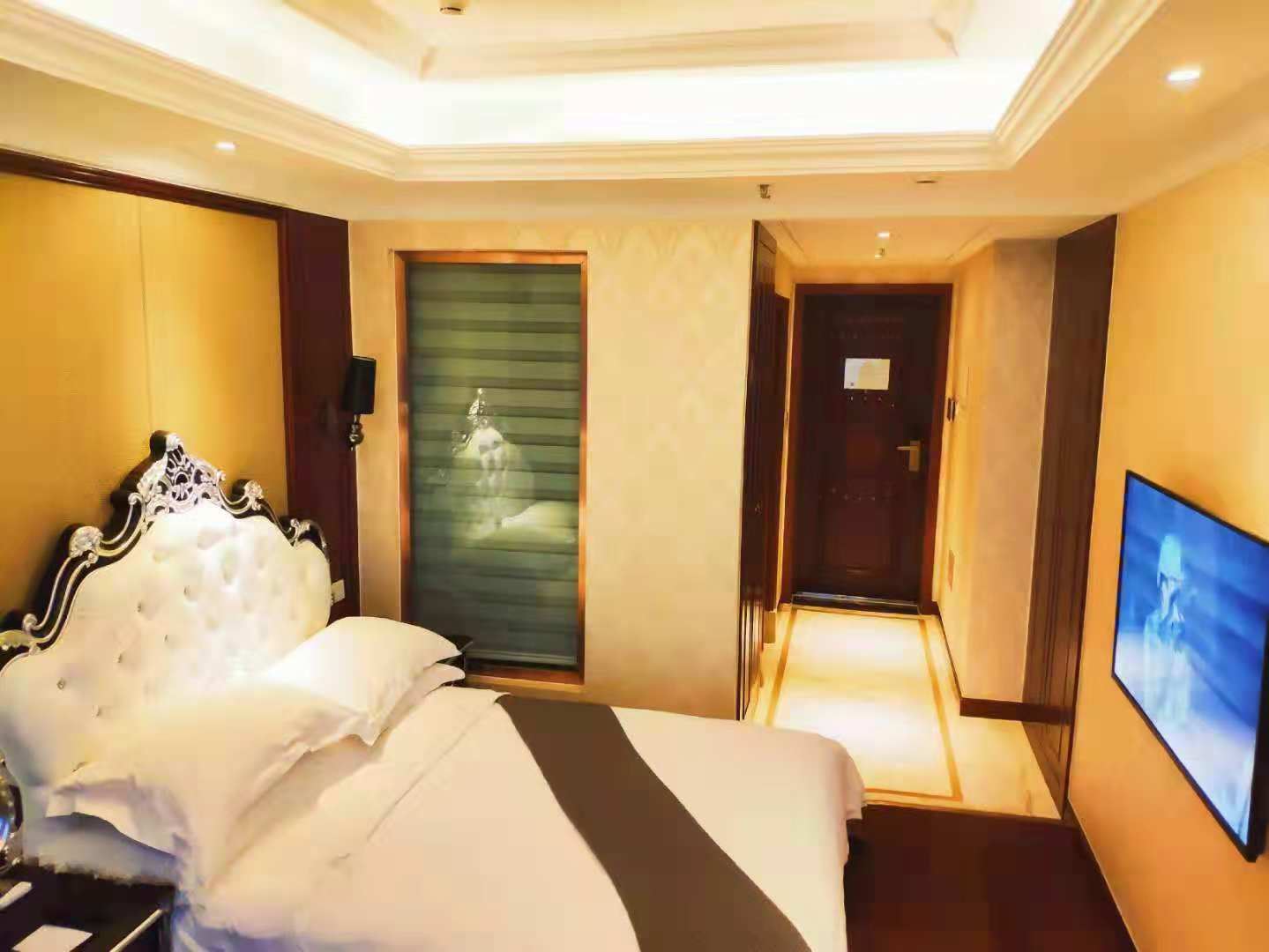 欧式豪华大床房