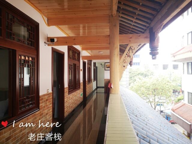 标准双床间