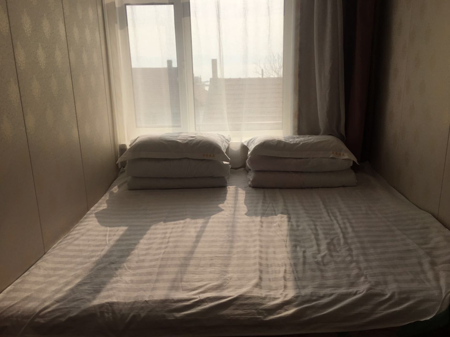 榻榻米房