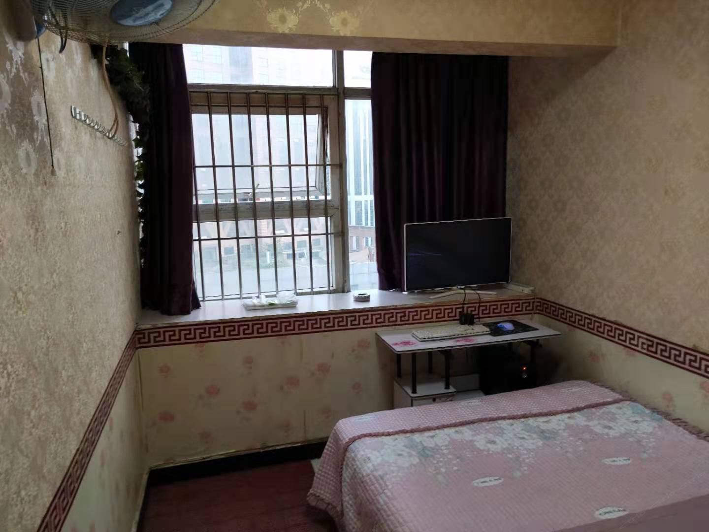 舒适大床房