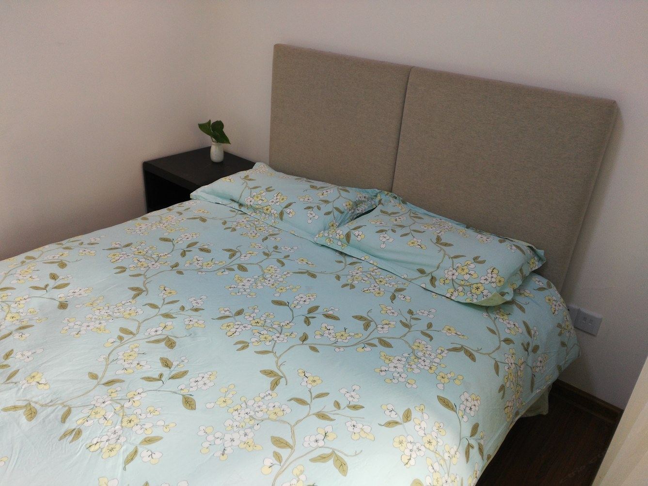 上海浦江之畔公寓(5号店)