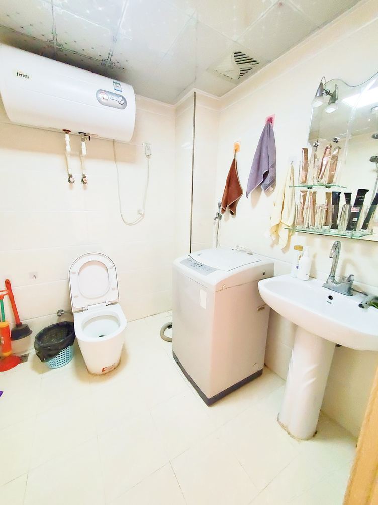 舒适三室一厅套房