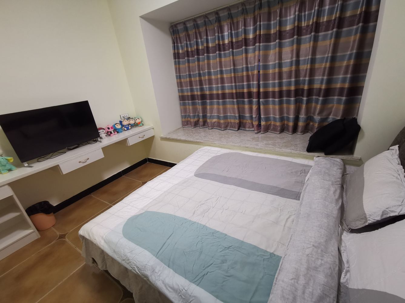 一室大床房