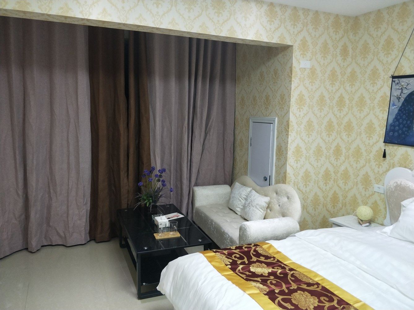 贵阳李忠诚公寓(2号店)