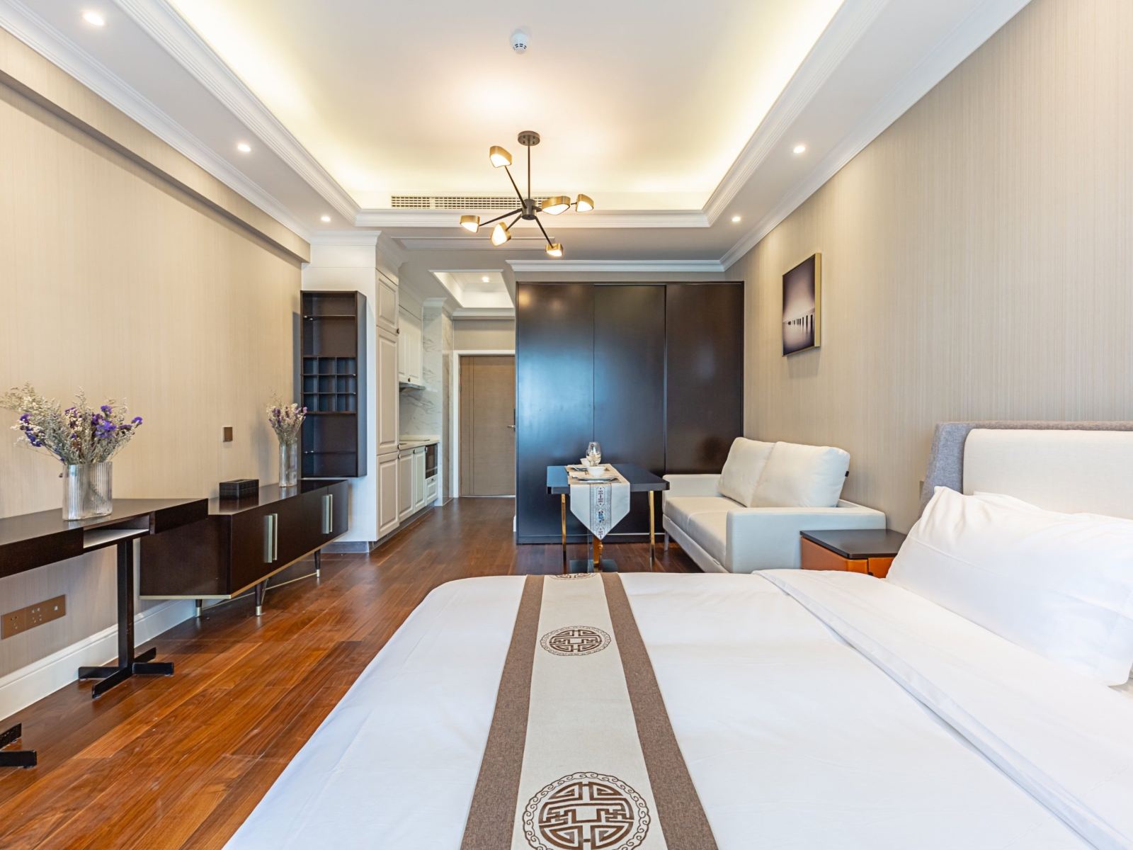 忆商景观智能大床房