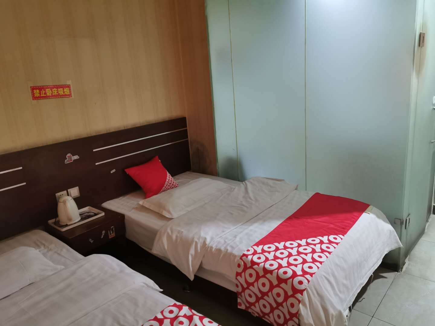 经济双床房(无窗)