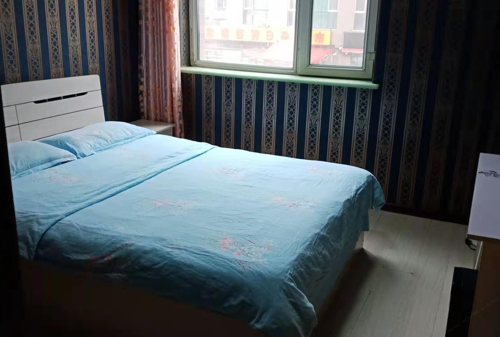柏林温馨大床房
