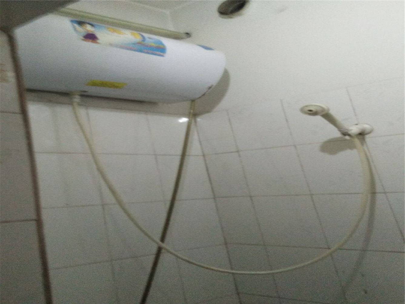 舒适一室二床房