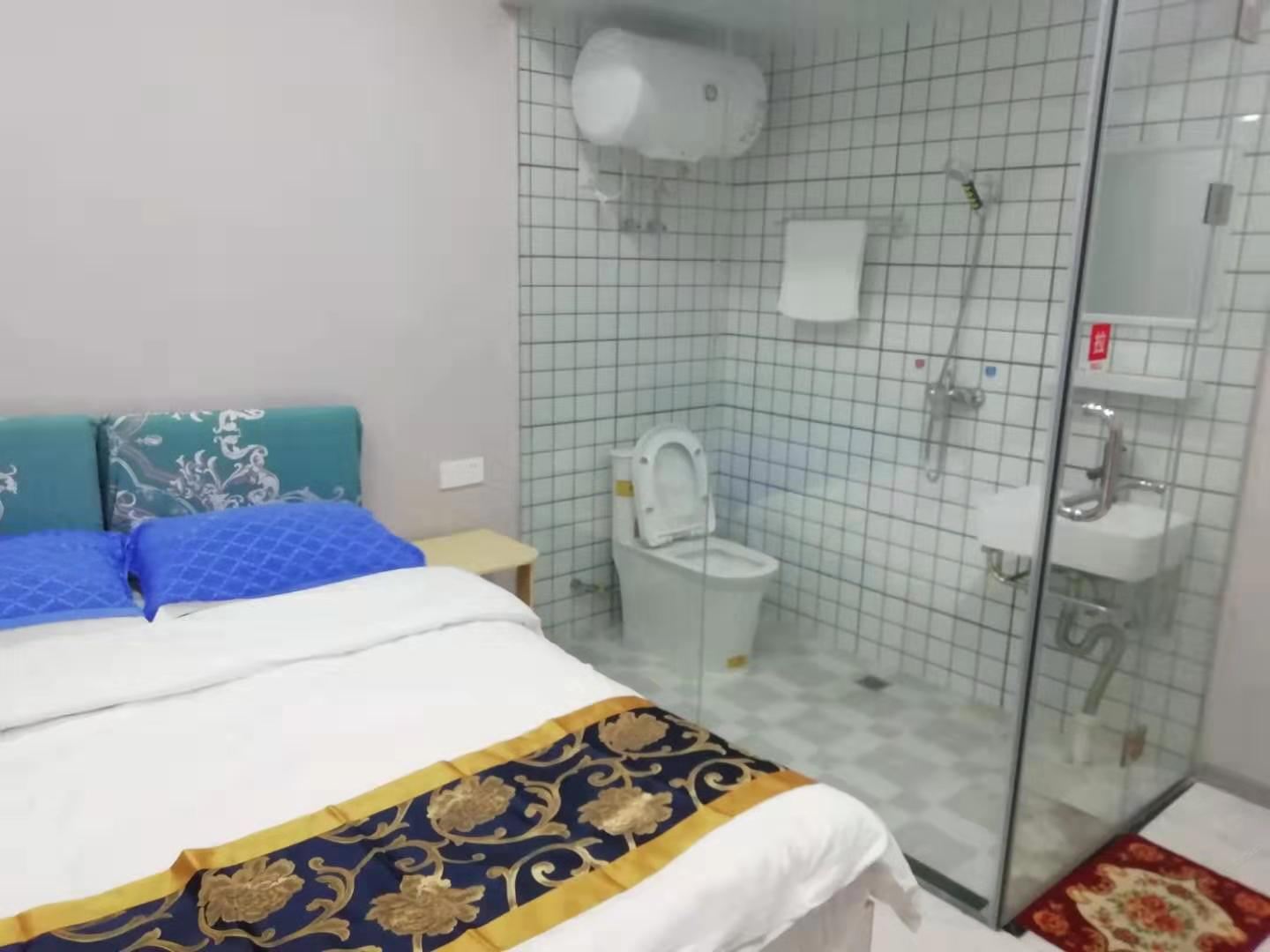 豪华大床房