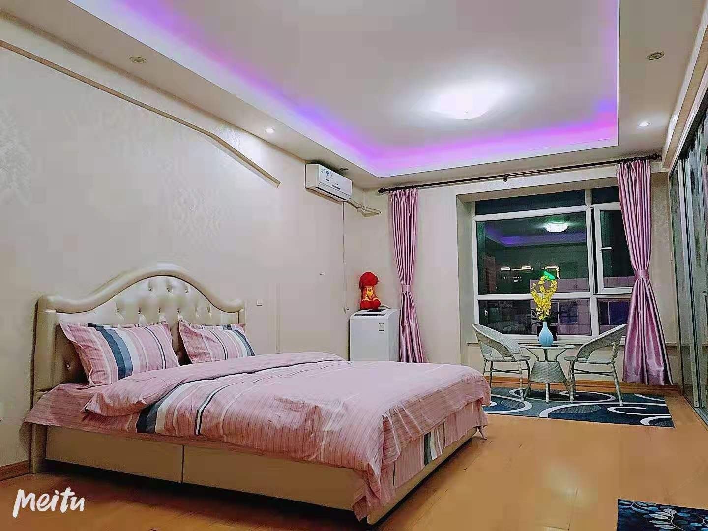 豪华大床房