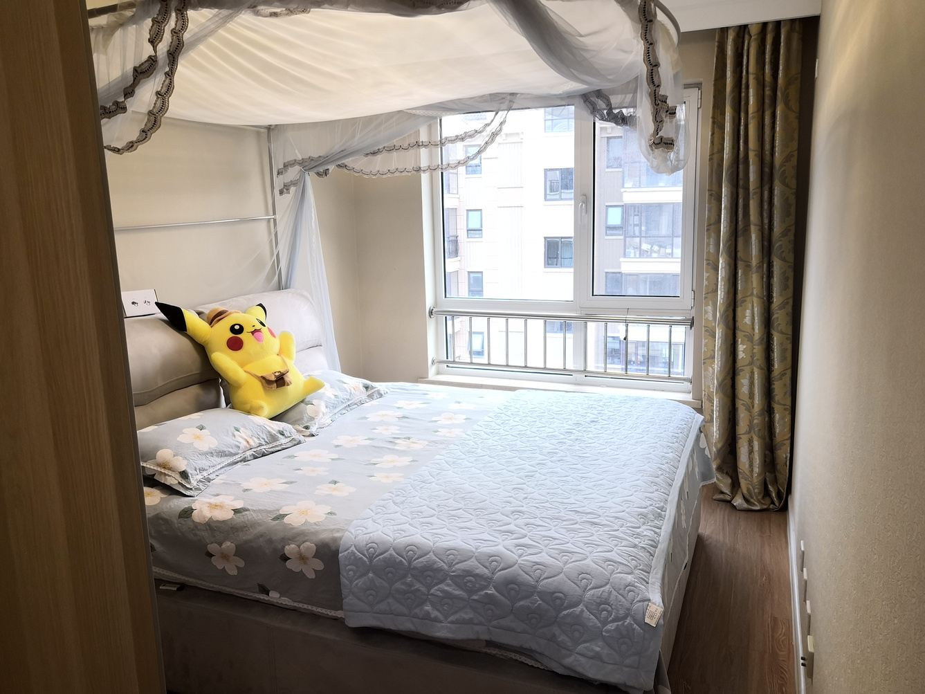 大连时光假日民宿(丹枫路分店)
