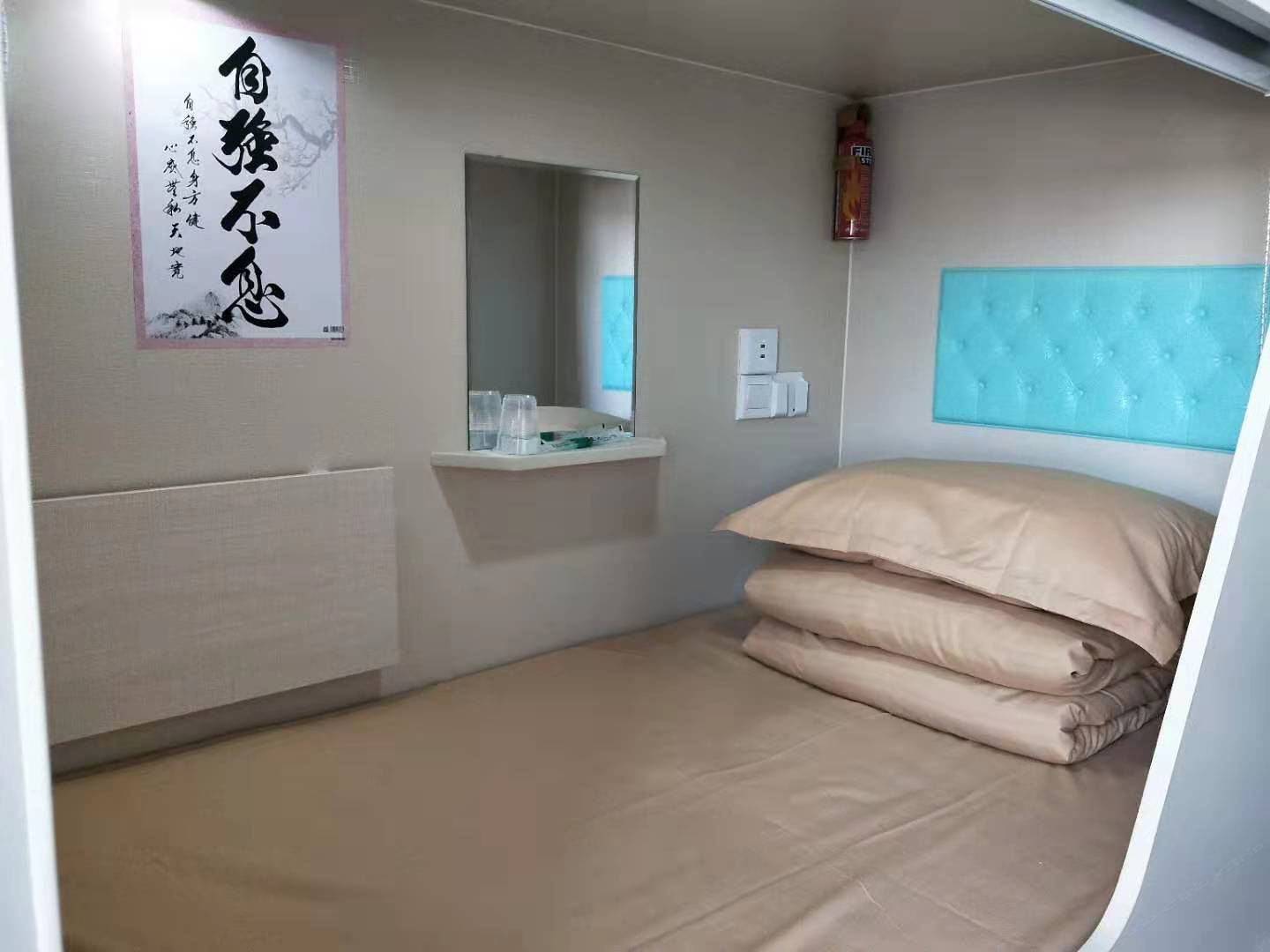 普通舱(床位)(公共卫浴)