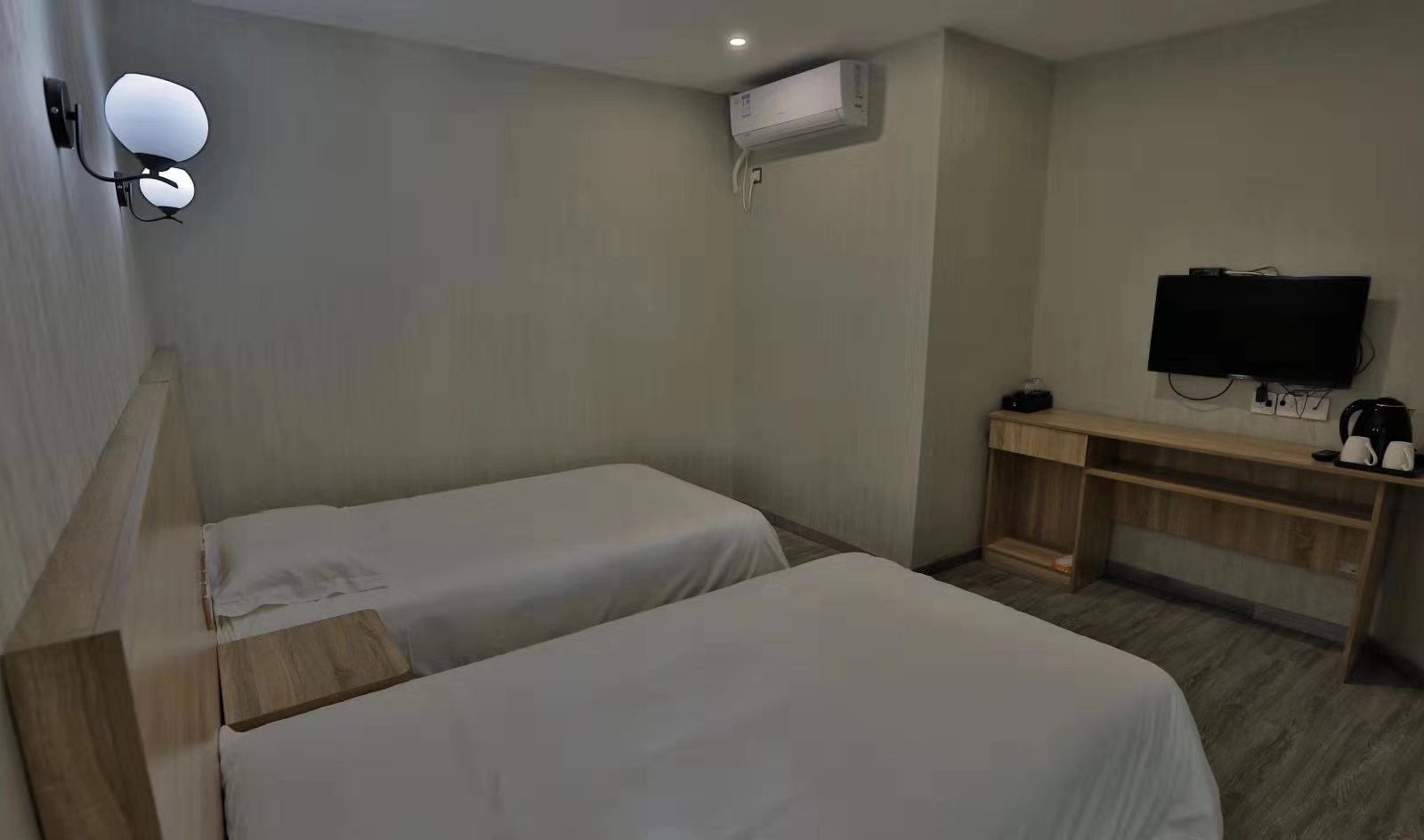 温馨家庭房