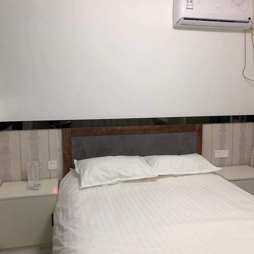 大床房(无窗)