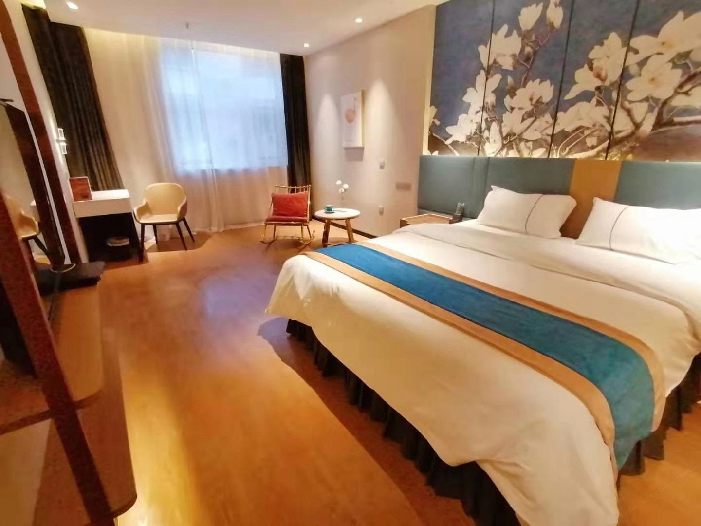 豪华大床房