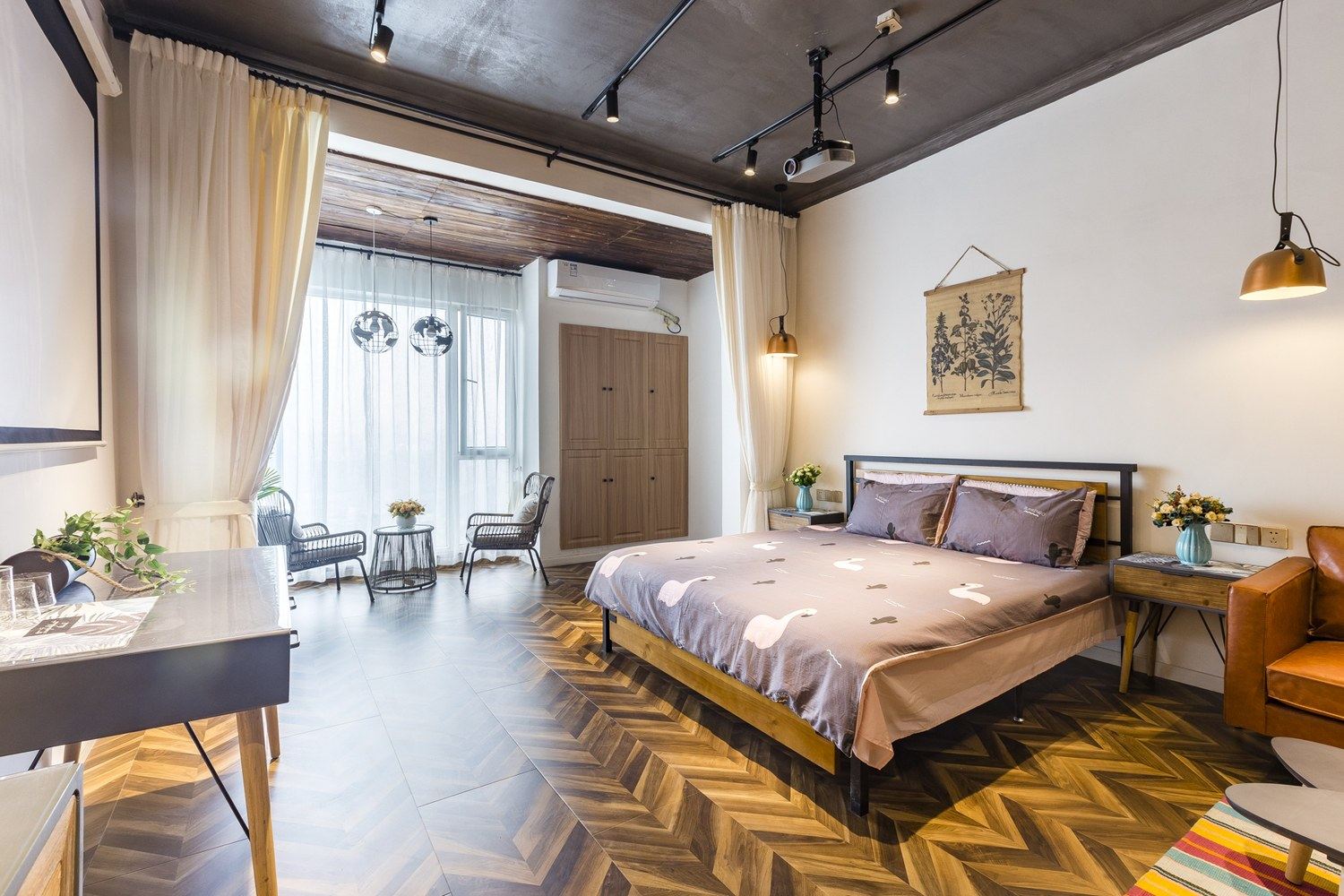 重庆丽莎的家公寓(八一路景观大道分店)