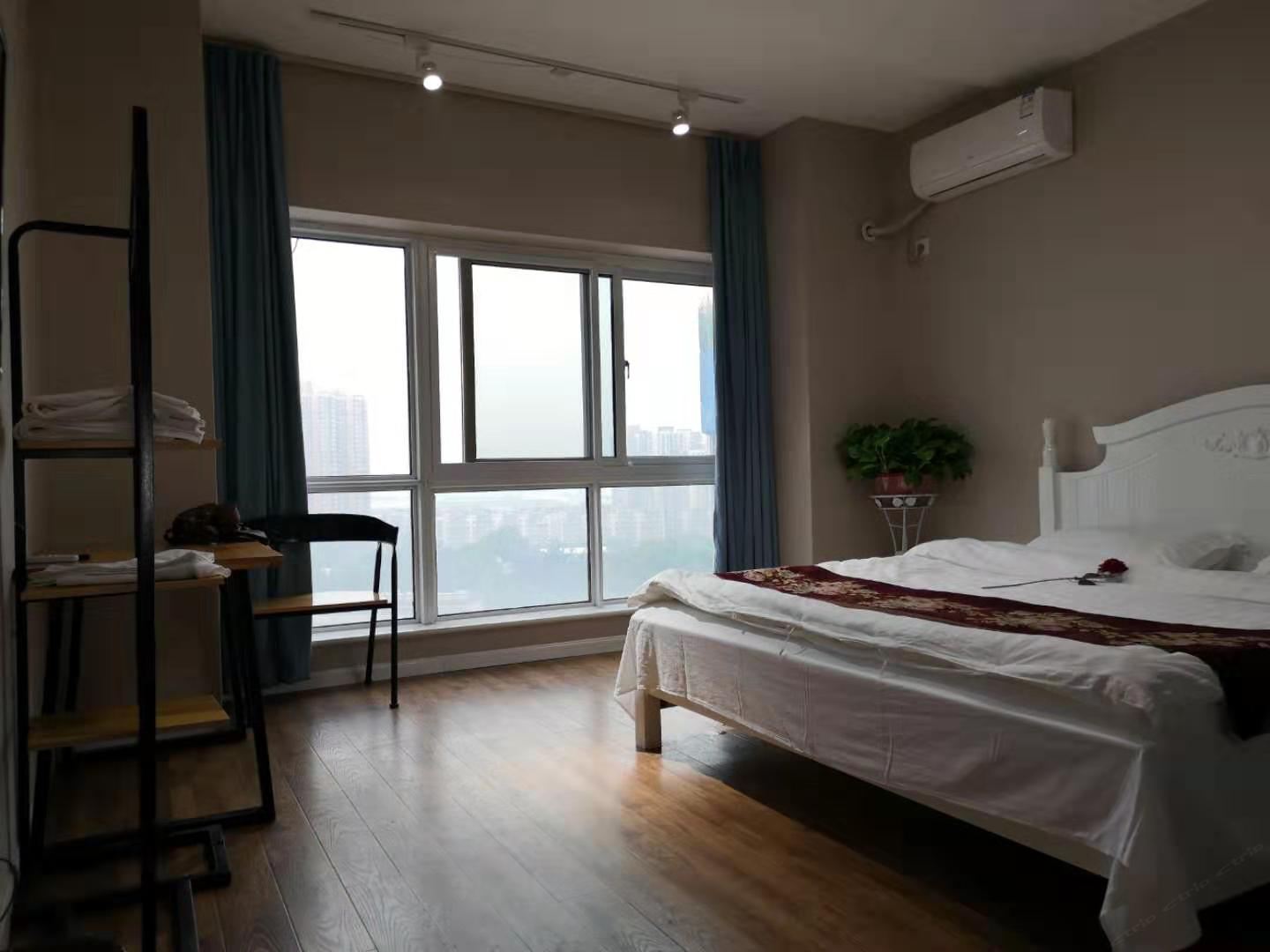 投影大床房