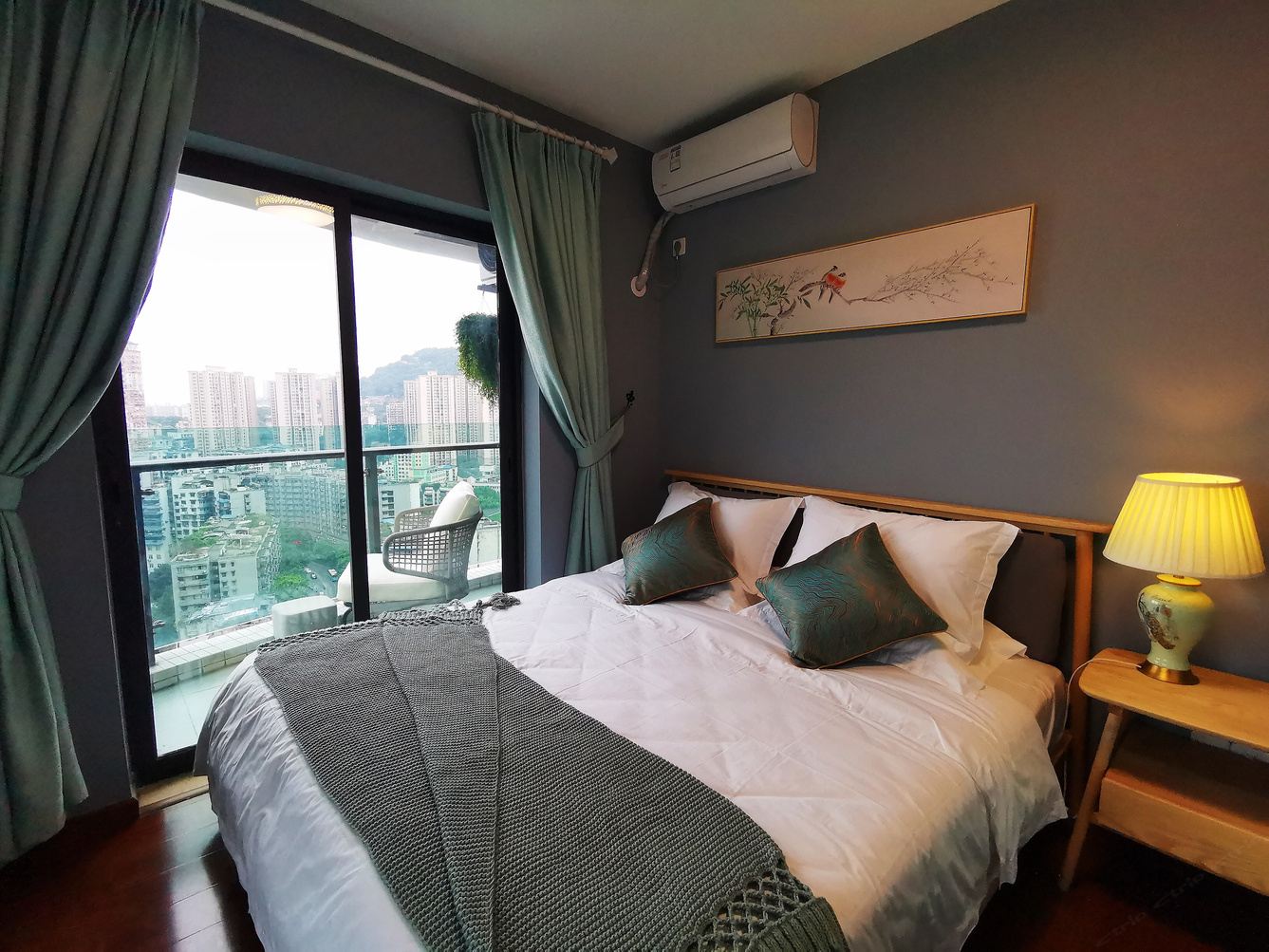重庆ShelleyJian公寓(小龙坎正街分店)
