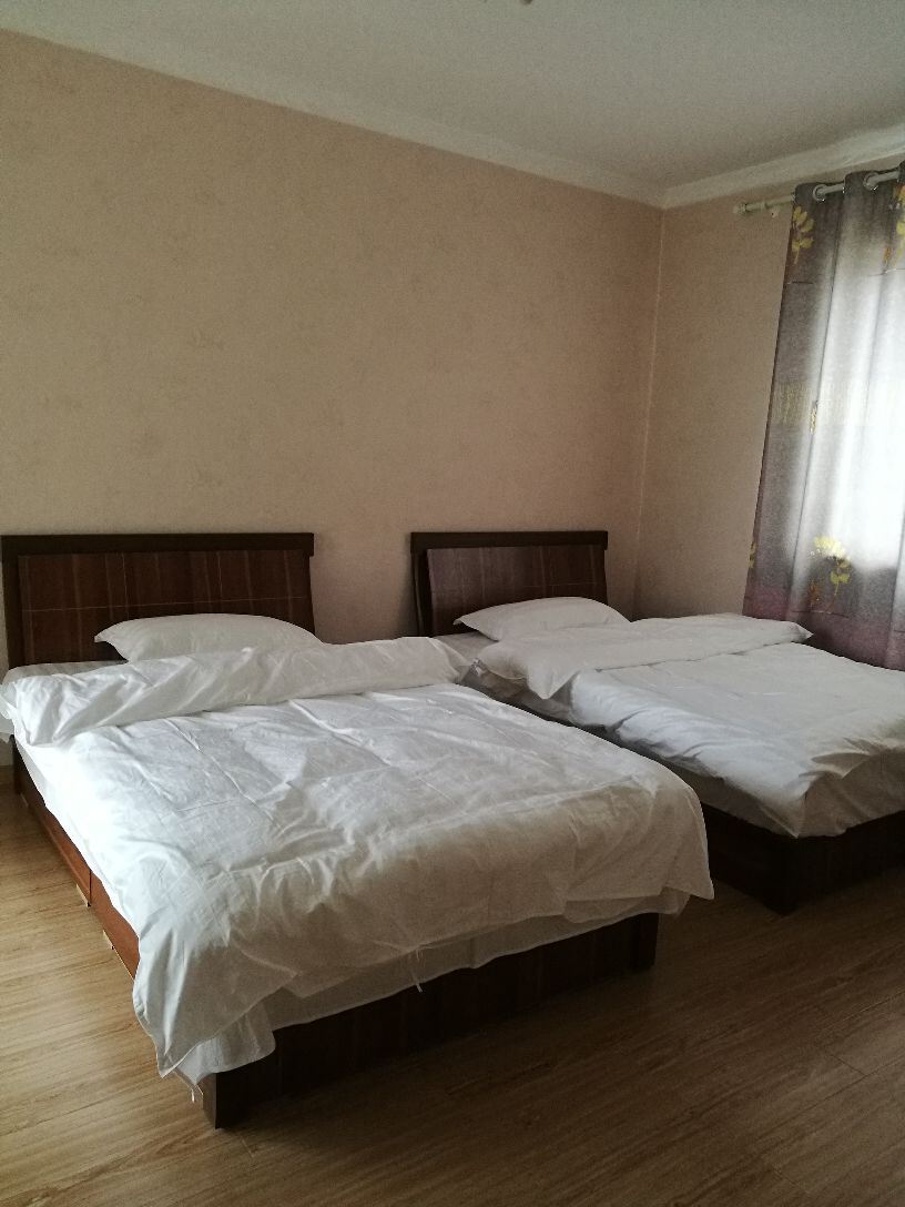 阳光舒适标间