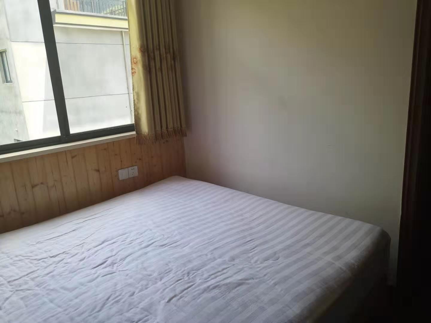 标准大床房