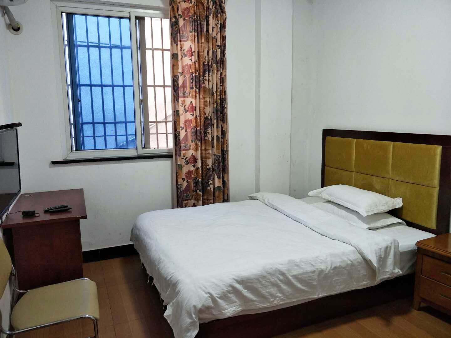 大床房