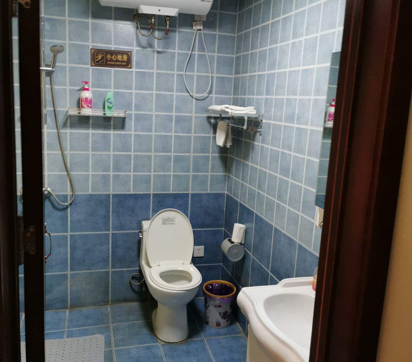 休闲经典loft主题房