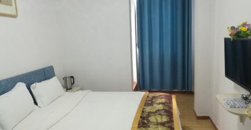 标准大床房