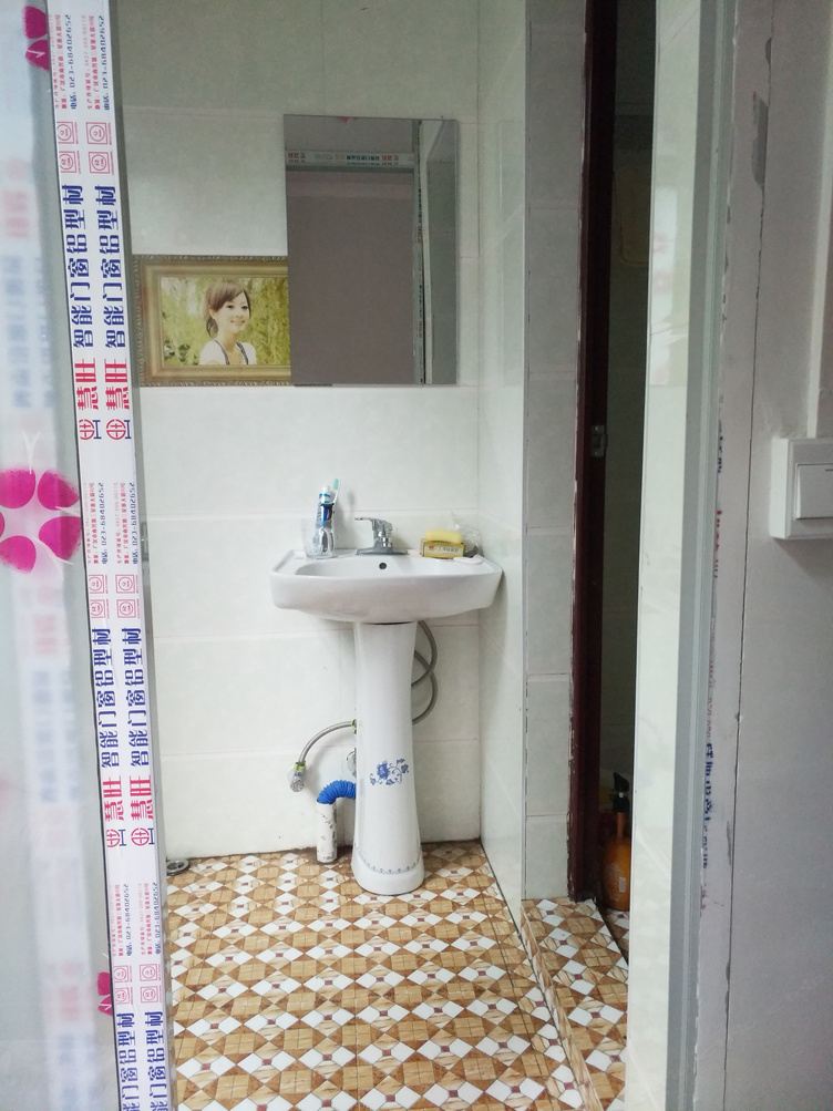 一室大床房