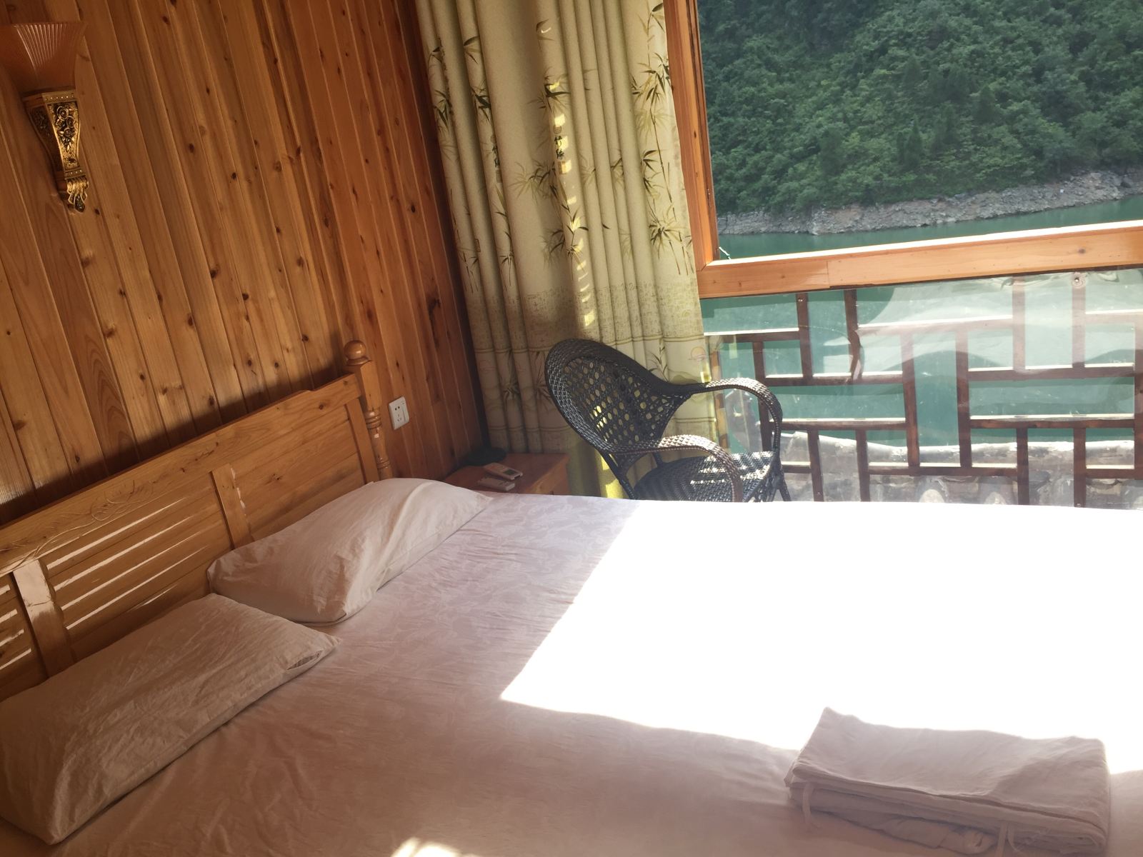 江景大床房