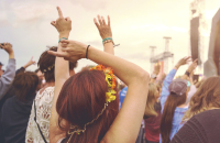 参加卢森堡音乐节