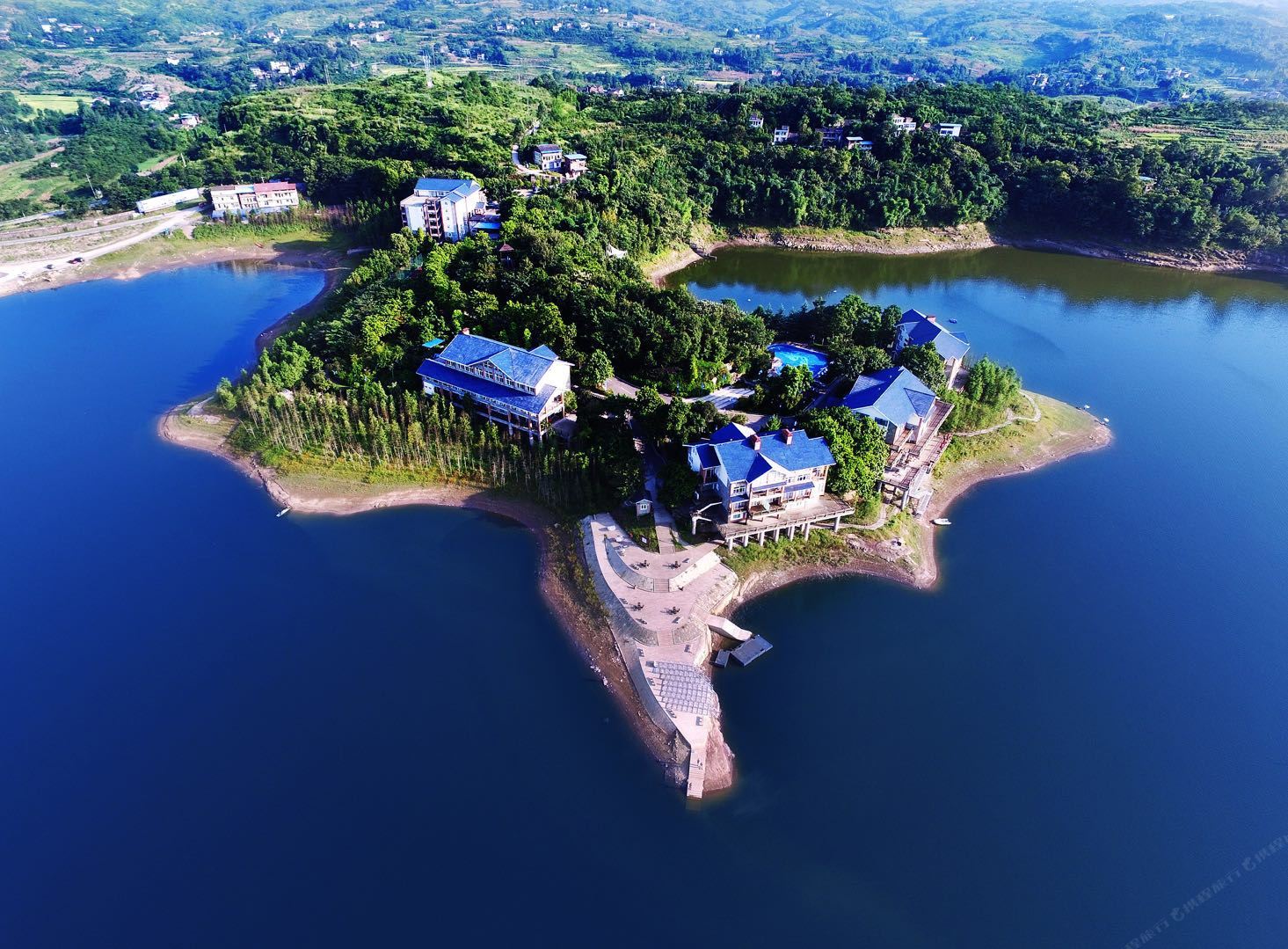 重庆长寿湖山庄