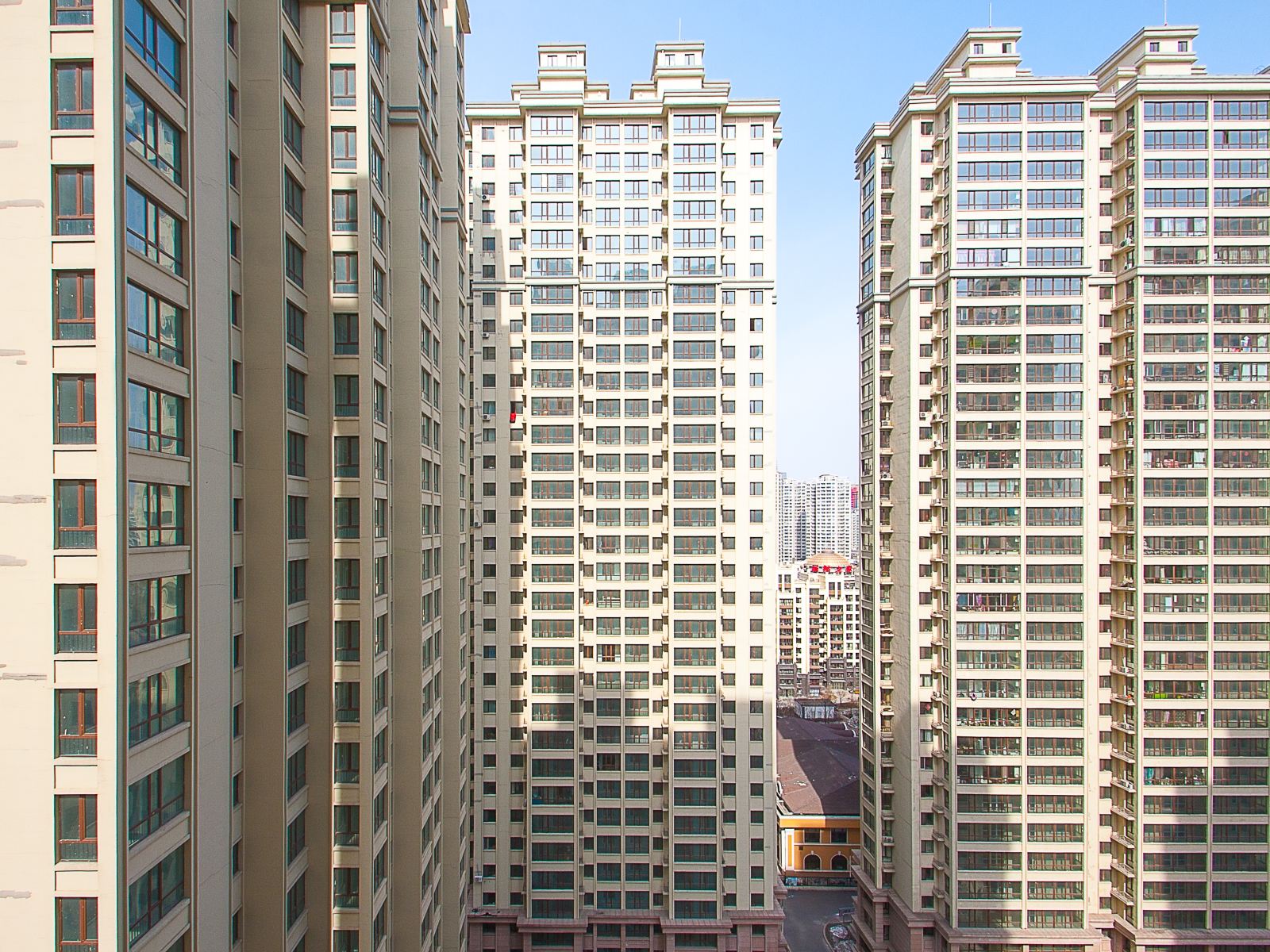 哈尔滨中央大街爱建日租酒店式公寓