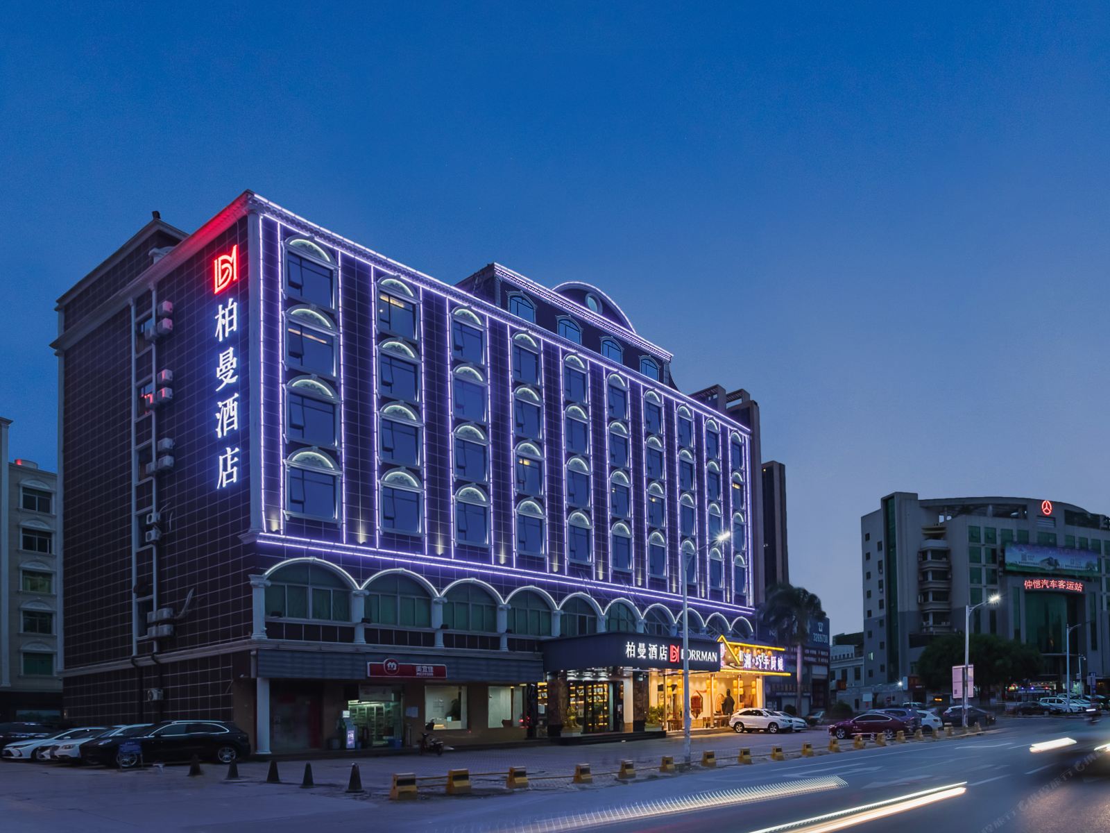 柏曼酒店(惠州仲恺汽车站店)