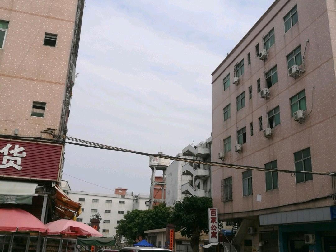 东莞百家公寓大岭山店