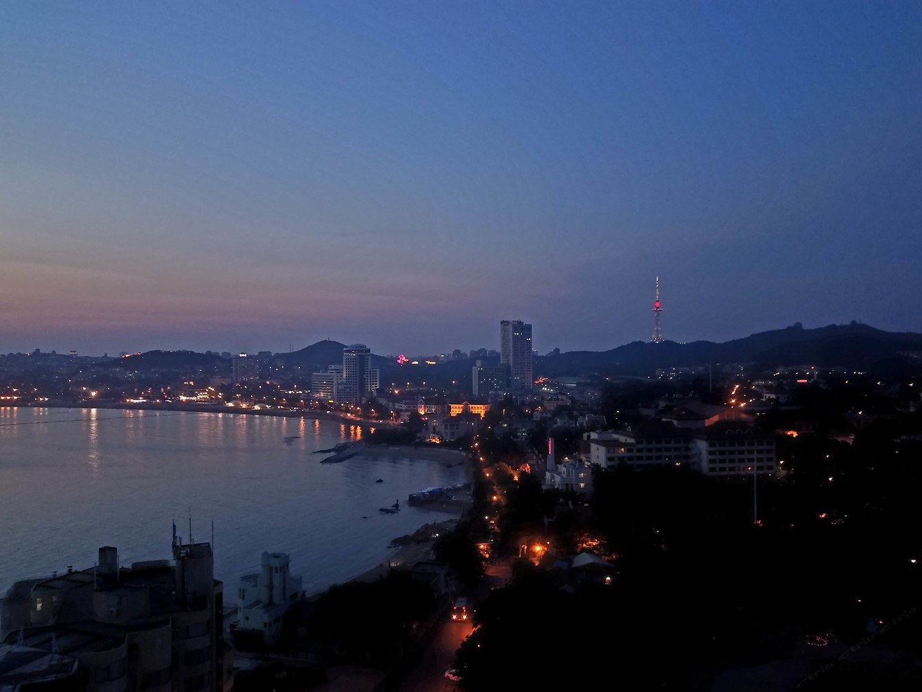 青岛八大关全海景豪华公寓