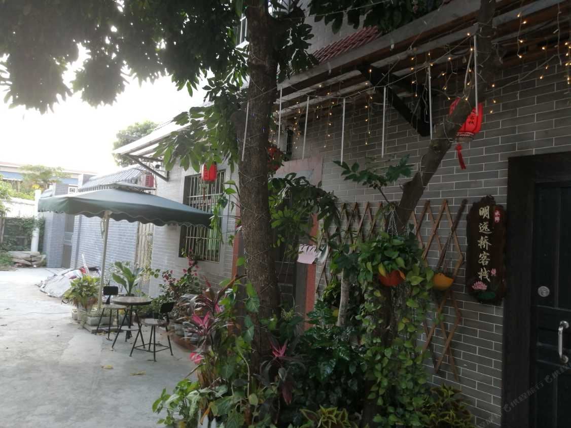 佛山逢简明远桥客栈