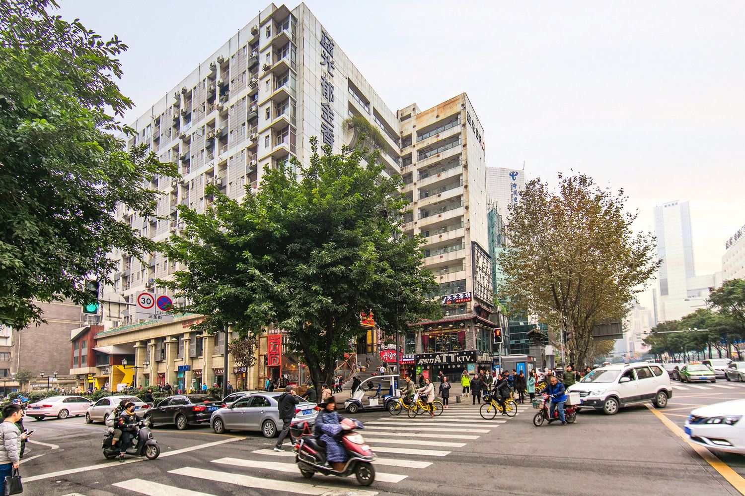 成都尚优居二医院地铁口近春熙路宽窄巷子普通公寓(南糠市街店)
