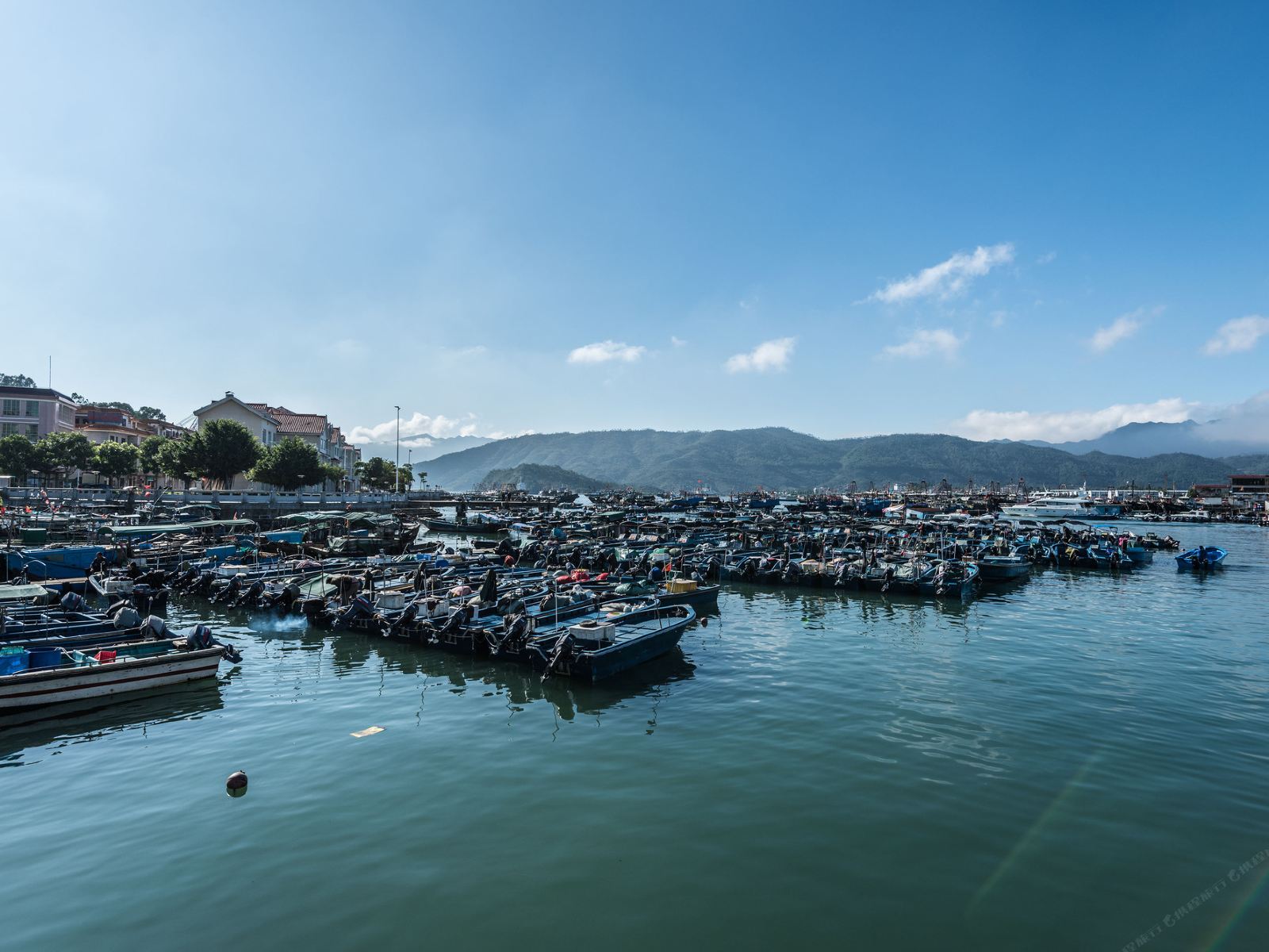 途恋沃家海景酒店(惠州大亚湾店)