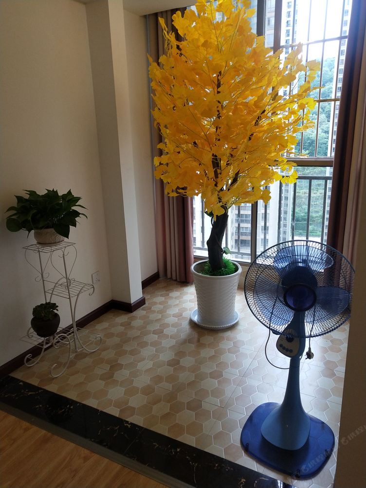 贵阳李定艳公寓(4号店)