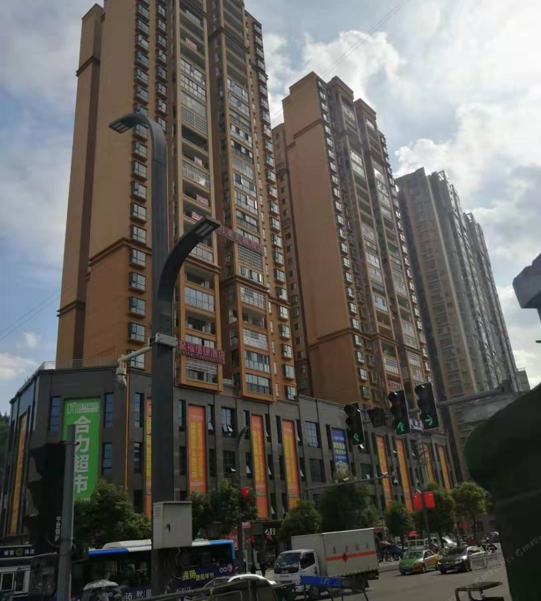 毕节泊漫主题酒店