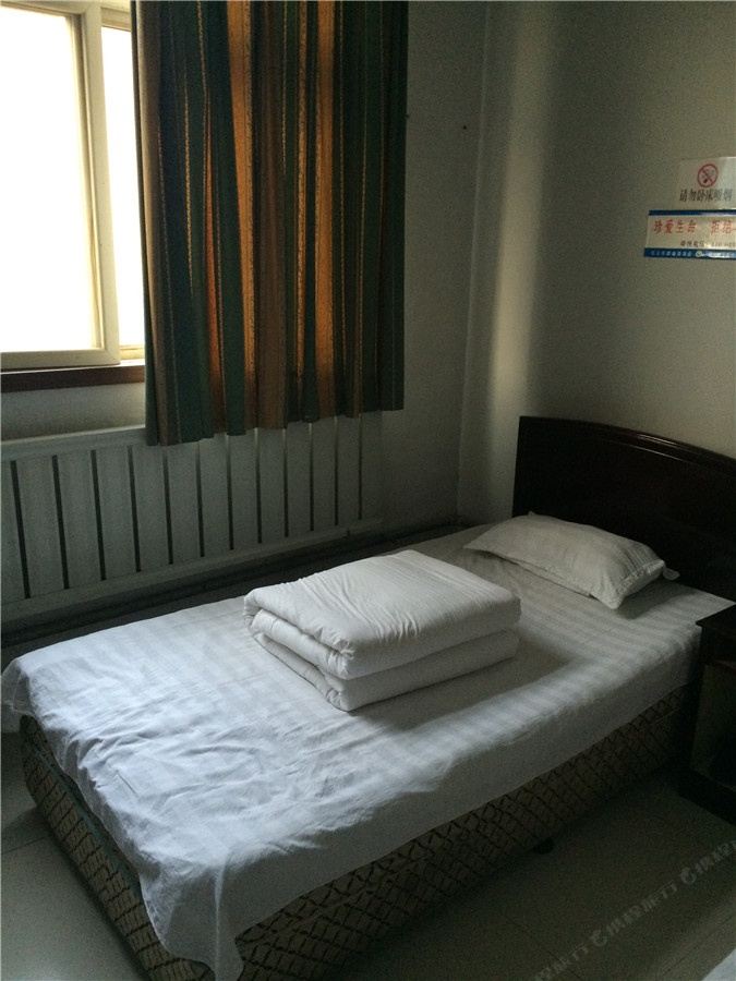 巩义客乐旅馆